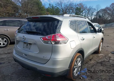 2015 Nissan Rogue Sv z USA, uszkodzony, nr VIN 5N1AT2ML5FC752114